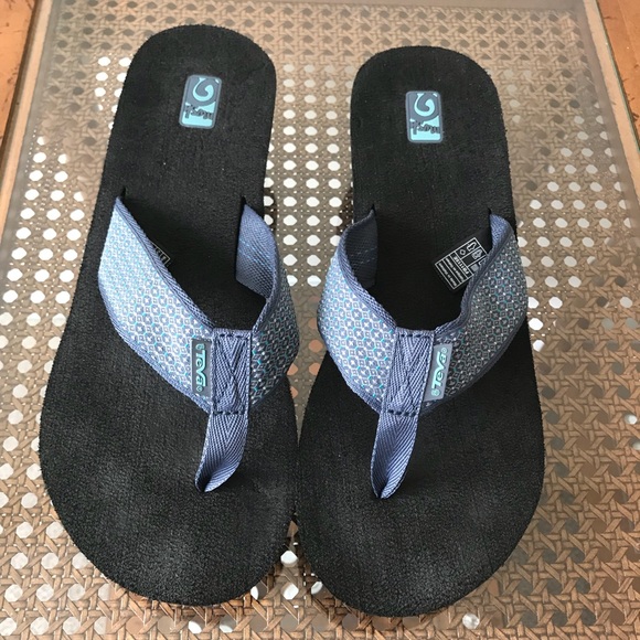 teva mush 11 flip flops